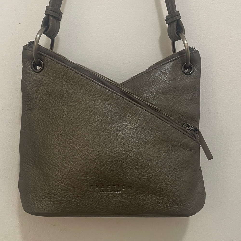 Kenneth Cole Dark green Green or gray Shoulder hand Bag